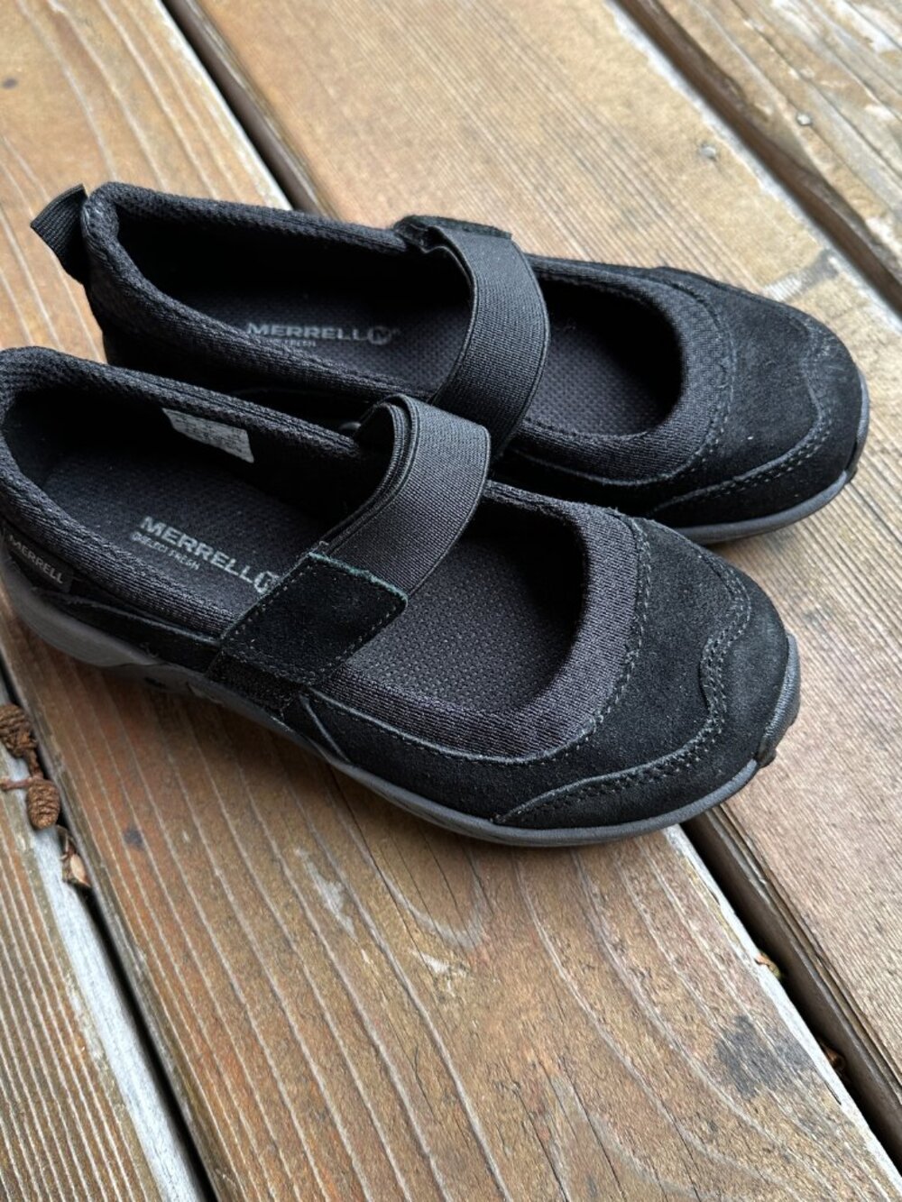 NWOT Merrell Black Leather Mary Janes with Elastic Strap in Girls 11M/EU 29 - Picture 2 of 11